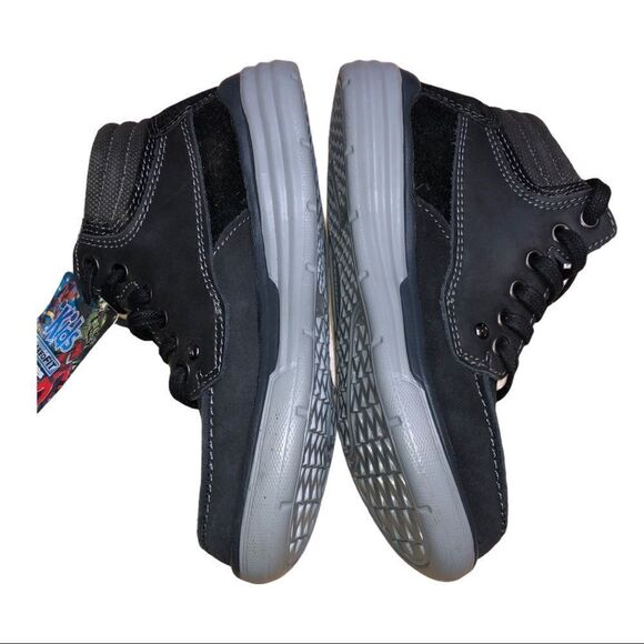 Skechers Relaxed Fit Maddox Boys' Shoes NWT 11 - Picture 5 of 7